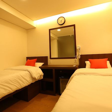 Philstay Dongdaemun Economic Seúl Exterior foto